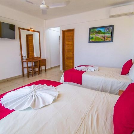 Hotel Serymar Puerto Escondido  Buitenkant foto